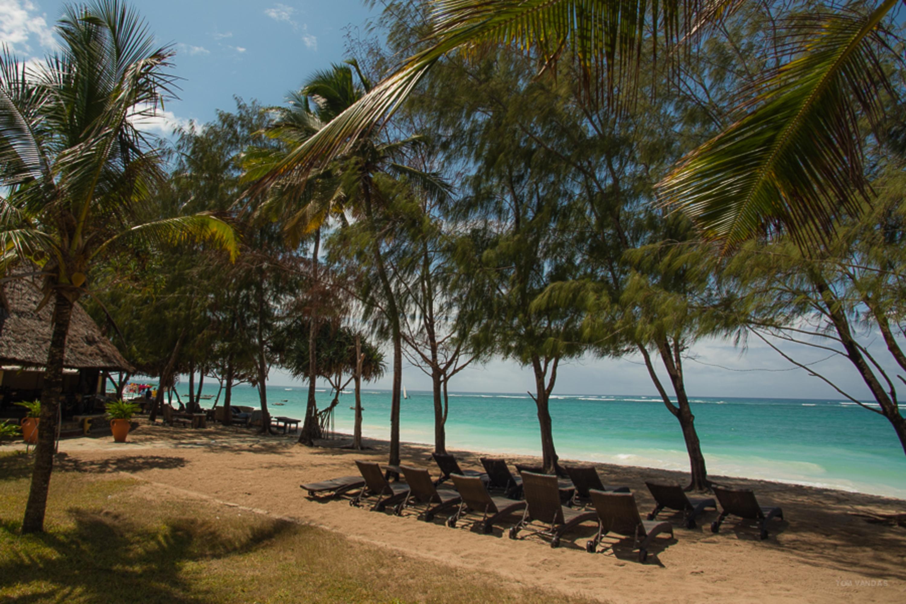 Bahari Dhow Beach Villas Diani Beach Dış mekan fotoğraf